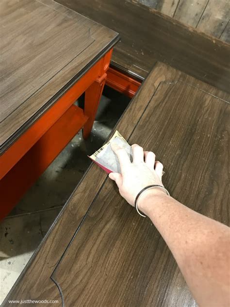 The average homeowner pays $596 or between $331 and $877 to refinish a piece of furniture. Repainting Furniture with the Best Furniture Paint That ...