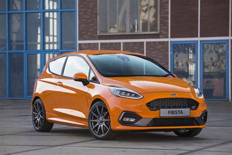 Even with just a sports exhaust back box, your car can sound like it means business and have a noticeable improvement in power. New Ford Fiesta ST Performance Edition gets bespoke parts ...