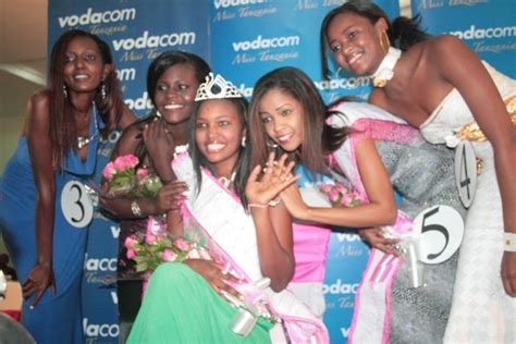 Hartmann Online Zahra Seleman Ajinyakulia Taji La Vodacom Miss Arusha