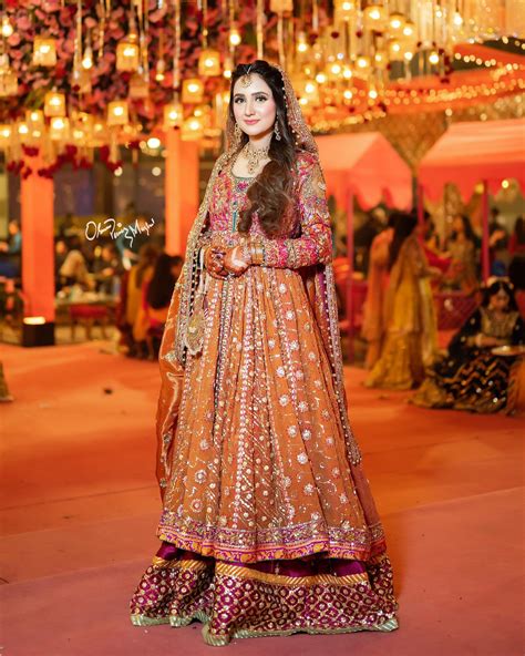 Latest Bridal Mehndi Dresses Wedding Collection 4