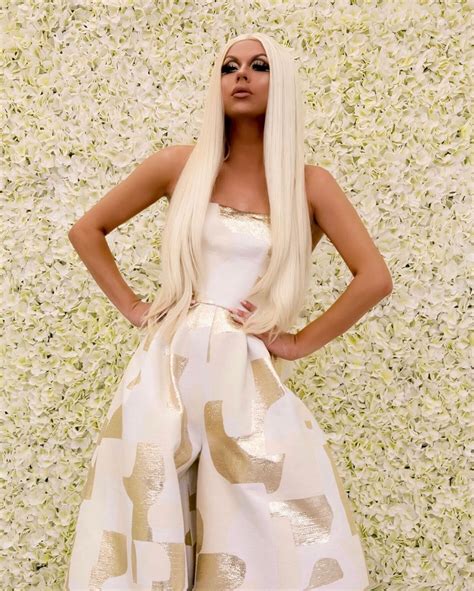 Pin By Mauro Mantoani On Hairstyle And Outfit Farrah Moan Formal Dresses Long Fashion
