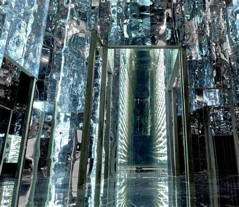 New York S Latest Art Attraction Will Trap You In A Room Of Infinite