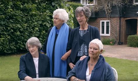 Dames Maggie Smith And Judi Denchs Documentary Tea With The Dames
