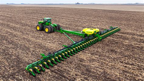 John Deere Planter History: Where Did It All Begin? | MachineFinder