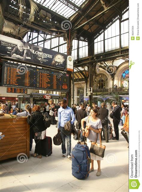Shuttle services can offer a cheaper alternative to the official channels, and a more reliable alternative to blablacar. Passengers Arrive At The Gare De Lyon Editorial Stock ...