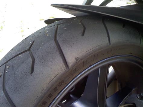 Some issues related with bike wheel,motorbike tire,air pressure and some other related stuff.here we are with commonly tube tires are used in spoke rim and tubeless tires are used with alloy rim. Buell 1125R Motorcycle Forum - Tire wear photos - BadWeB