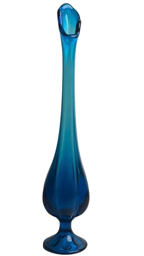 Viking Glass Epic Six Petal Swung Vase Bluenique Auction