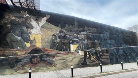 Un Mural Gigante De Los Fusilamientos Del 3 De Mayo Rinde Homenaje Permanente A Goya En Madrid