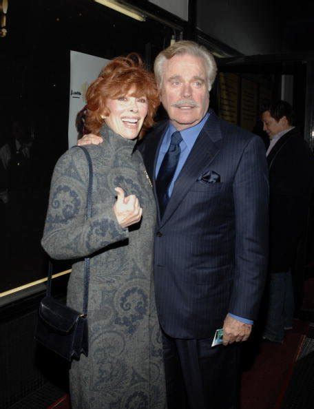 Robert Wagner And Jill Stjohns Relationship Started With Her Message