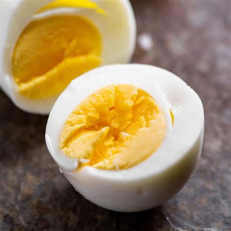 How To Make Perfect Hard Boiled Eggs The Mom 100