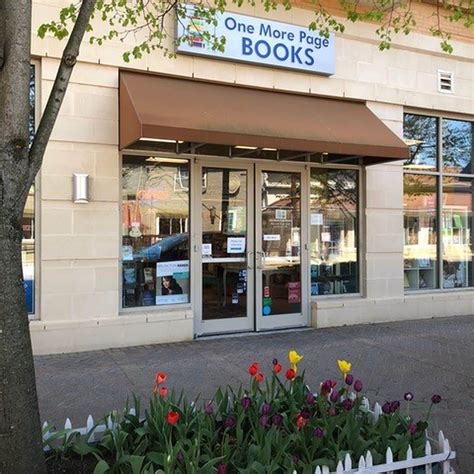 This Arlington Bookstore Is Fighting To Stay Afloat It Deserves Better