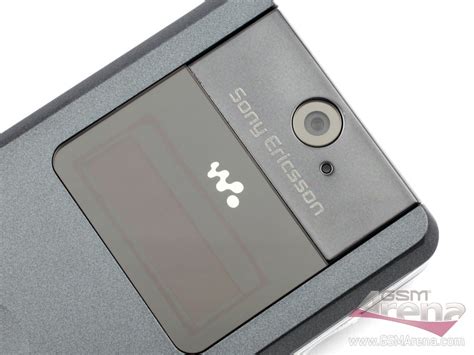 Sony Ericsson W508 Pictures Official Photos