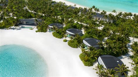 Ritz Carlton Maldives Fari Islands Hotel Review Condé Nast Traveler