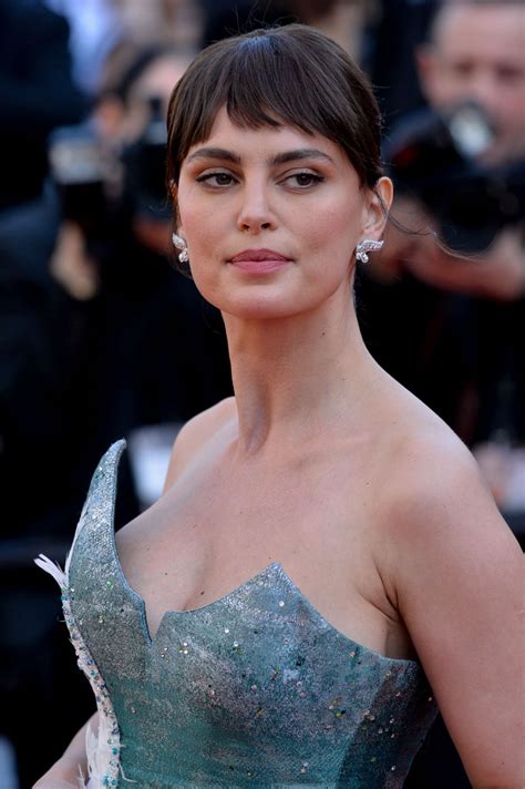 Personify Natalie Portman Green Dress Dress Red Marlon Cannes Film Festival Bellisima