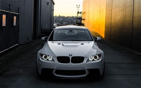 Bmw M3 Wallpapers Top Free Bmw M3 Backgrounds Wallpaperaccess