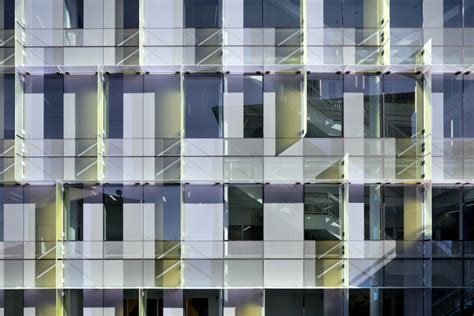 Dichroic Glass Turns A Curtainwall Into A Shimmering Veil Facades