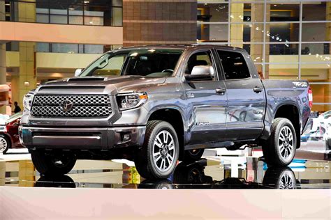 Chicago Gets A Look At The 2018 Toyota Tundra Trd Sport Hard Working