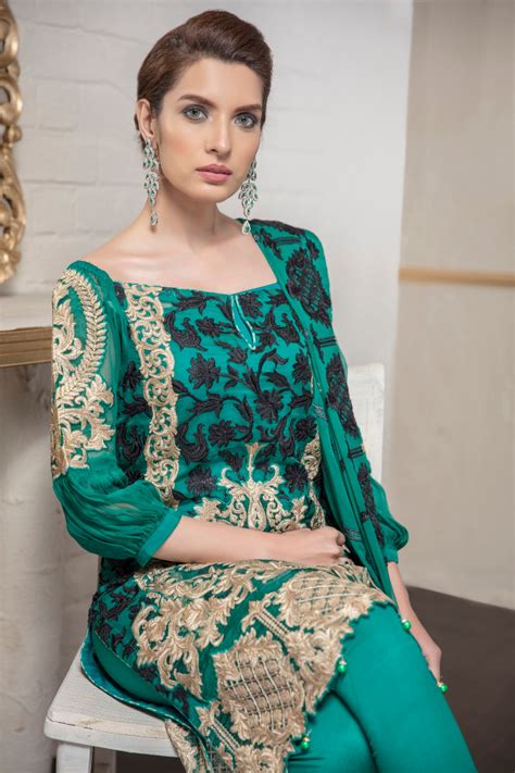 Eshaal Embroidered Luxury Chiffon Collection By Emaan Adeel A La Mod
