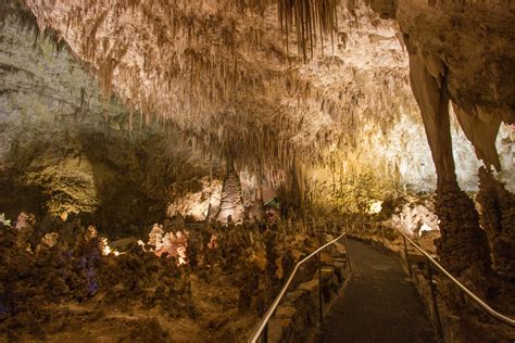 Experience The Other Worldly Caves Of Carlsbad Caverns — An American