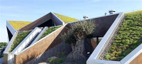 Steep Pitched Green Roofs Up To 35° Zinco Green Roof Systems Compost