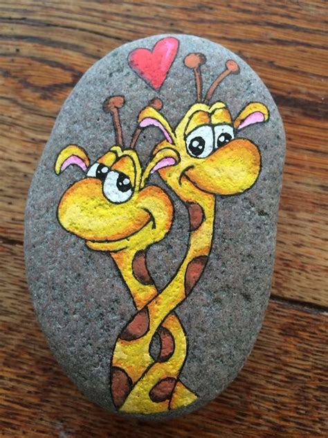 Pin By Jean Rossiter On Rocks Painted Rock Animals Rock Painting