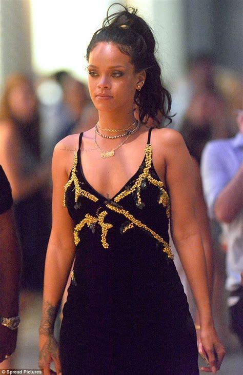 Rihanna P Diddys New Years Eve Yacht Party December 31 2014 Star Style