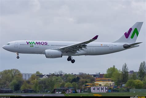 Ec Mjs Wamos Air Airbus A330 200 At Berlin Tegel Photo Id 887053