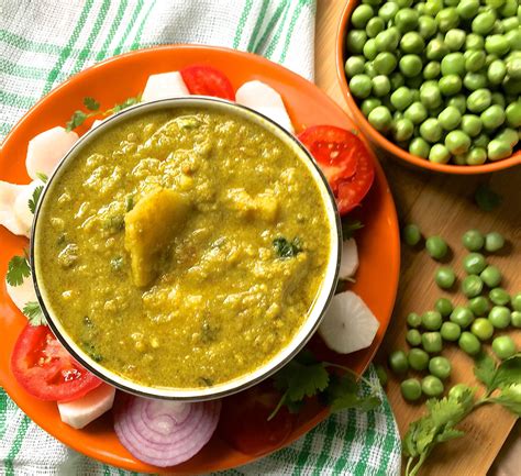 Matar Ka Nimona Curried Green Peas Recipe Peas Recipe Indian