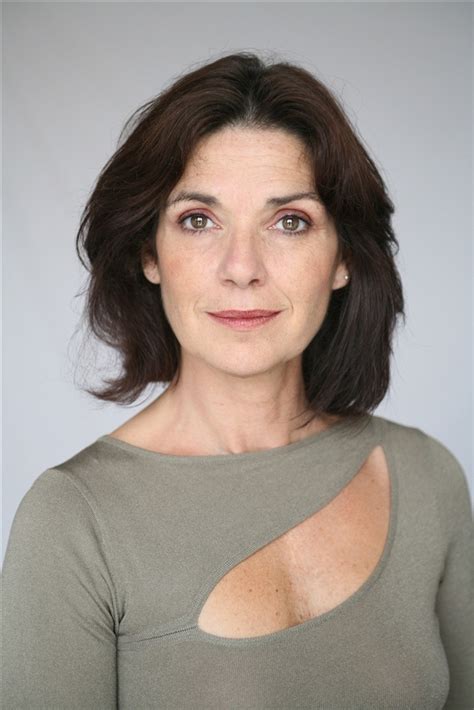 Anne Canovas Artist Profil Actor Agencesartistiques Com La Plateforme Des Agences Artistiques