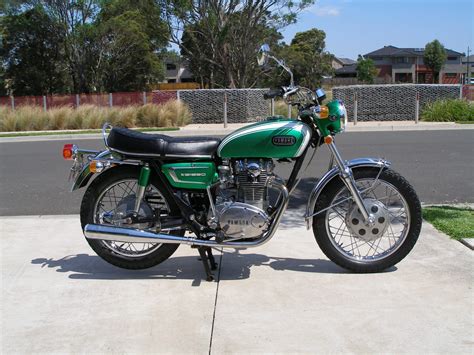 Yamaha introduced their 650 in 1968 as the 1969 xs1. 1971 Yamaha XS1 650 - Beyondtrout - Shannons Club