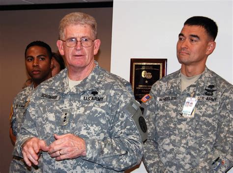 Army Surgeon General Visits Usamitc Article The United States Army
