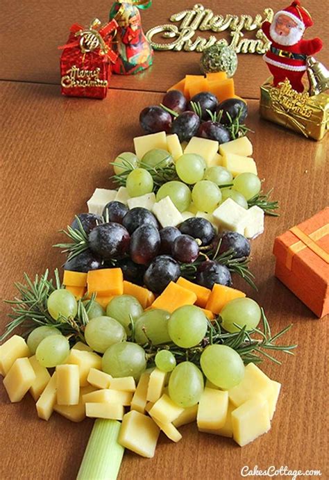 There are no holidays without delicious meals typical of this or that country. Christmas Fruit And Cheese Tray Pictures, Photos, and ...