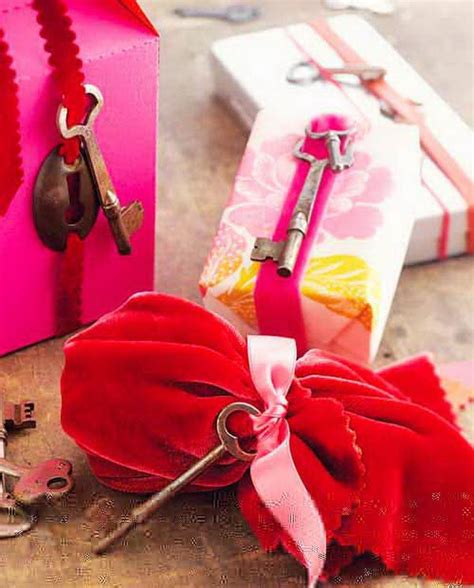 Whether you go for traditional valentine's day gifts or you're looking for more unusual ideas, you'll find great options here. 20 Cool Gift Wrapping Ideas - Hative