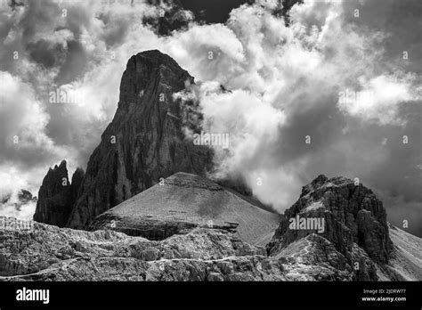 Croda Black And White Stock Photos And Images Alamy