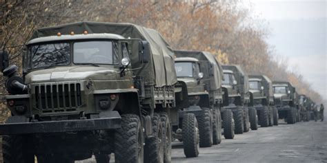 Military Convoys Roll Into Separatist Ukraine Business Insider