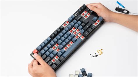 How To Disassemble The Keychron V Series Keyboard