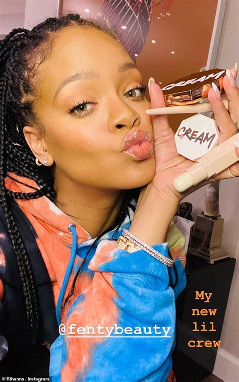 Rihanna Blows A Kiss In Instagram Selfie As She Promotes New Fenty