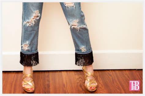Distressed Fringed Jeans Diy