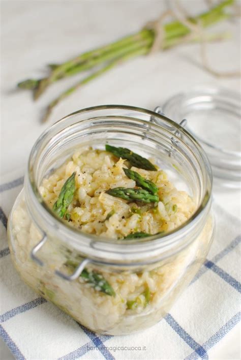 Metteremo il riso nel microonde per 10 minuti senza coprire il contenitore. Risotto al microonde - Barbie Magica Cuoca - blog di cucina