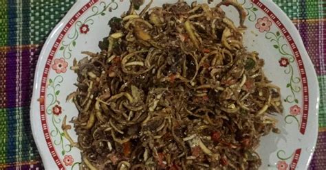 Saat balacan telah dihidangkan, baik sambal atau tumisan, struktur makanan berasa pedas dan gurih. Resep 5.Sambal jantung pisang oleh Sari mahmudah - Cookpad