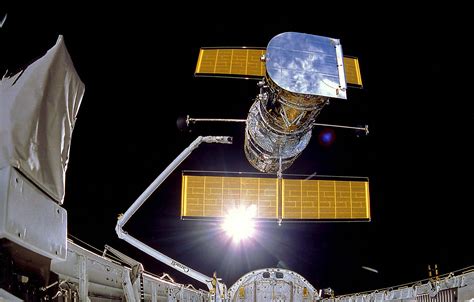 ‘monster Flight 25 Years Since Launch Of Hubble Part 1 Americaspace