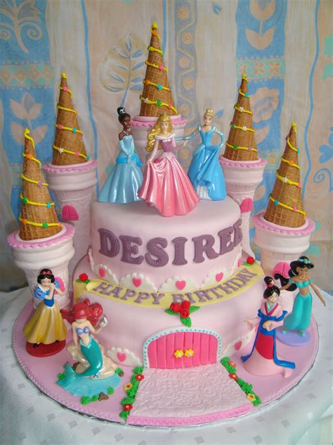Yummy Baking Princess Castle Fondant Cake D1