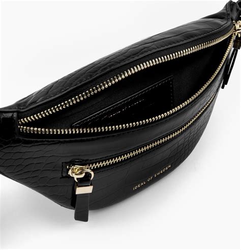 Ideal Of Sweden Lola Utility Beltbag Voor Universal Glossy Black Croco