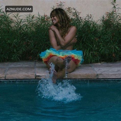 Halle Berry Topless By The Pool Covering Her Tits Aznude