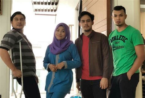 Menjadi betul wataknya sebagai mawar. Ending Drama Seharum Mawar ~ Miss BaNu StoRy