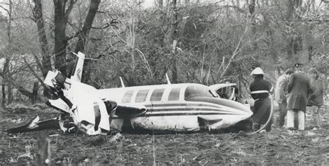 Crash Of A Piper Pa 60 Aerostar In Buttonville 1 Killed Bureau Of