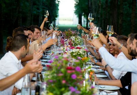 40 Brilliant Class Reunion Ideas Location Decoration And Food Tips