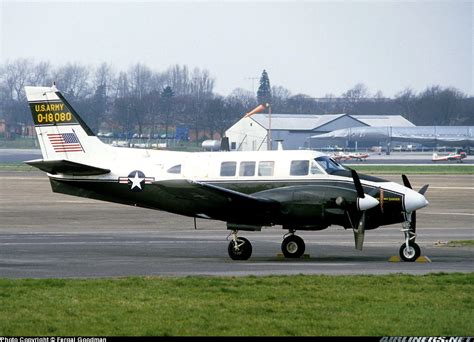 Ra = active army, ng = national guard, ar = army reserve. Beech U-21A Ute (65-A90-1) - USA - Army | Aviation Photo ...