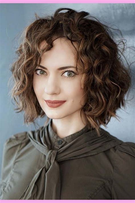 20 easy hairstyles for short wavy hair hairstyle catalog