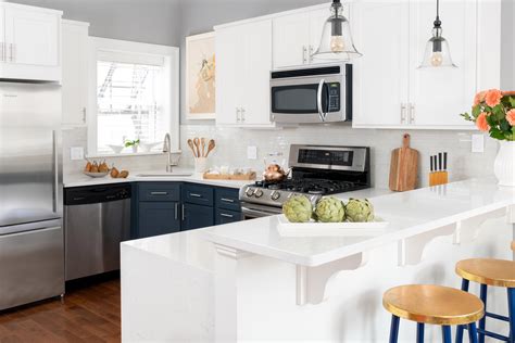 The modern farmhouse kitchen style is known for re purposing and for giving old items a new look. Which Paint Colors Look Best with White Cabinets?